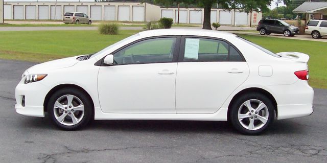 Toyota Corolla 2011 photo 23