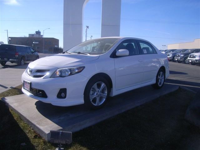 Toyota Corolla XR Sedan