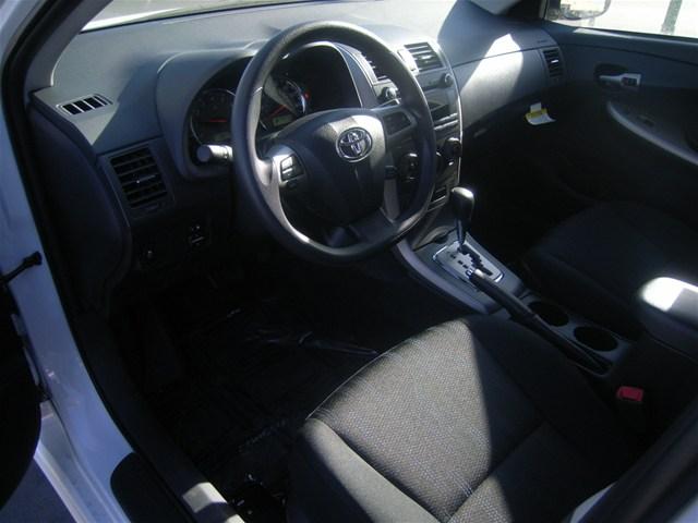 Toyota Corolla 2011 photo 2