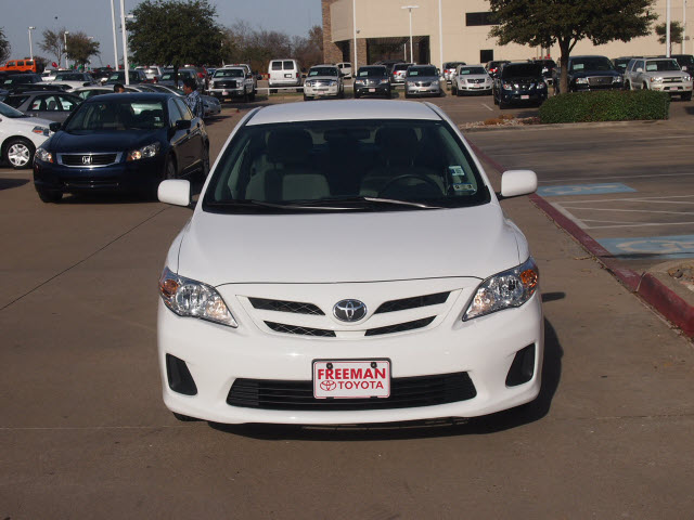 Toyota Corolla 2011 photo 1