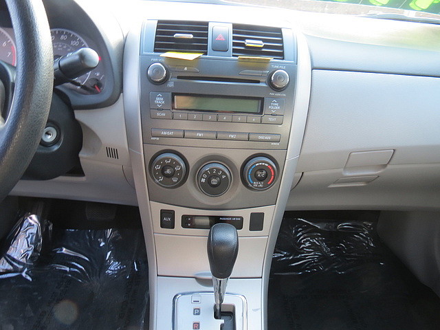 Toyota Corolla 2011 photo 3