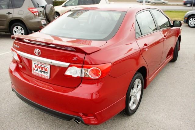 Toyota Corolla 2011 photo 2