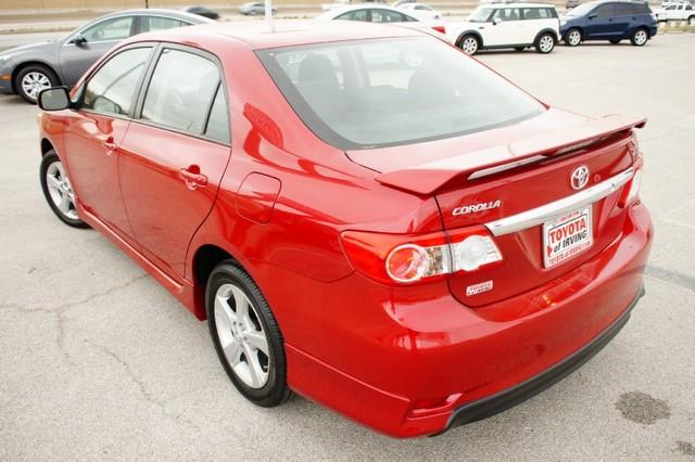 Toyota Corolla 2011 photo 4