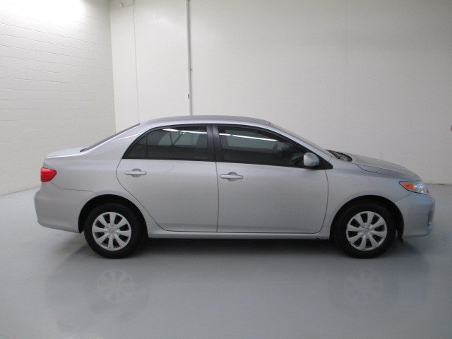 Toyota Corolla 2011 photo 3