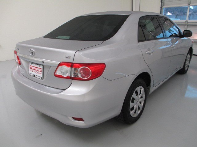 Toyota Corolla 2011 photo 4