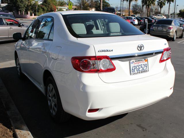 Toyota Corolla 2011 photo 4