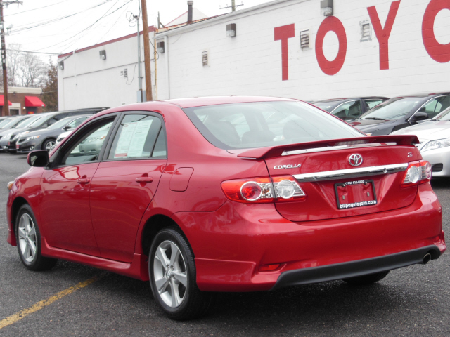 Toyota Corolla 2011 photo 2