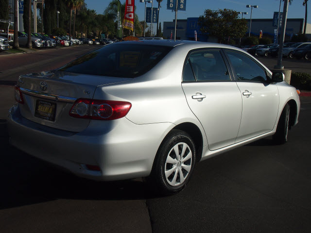 Toyota Corolla 2011 photo 5