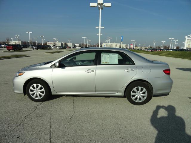 Toyota Corolla 2011 photo 3