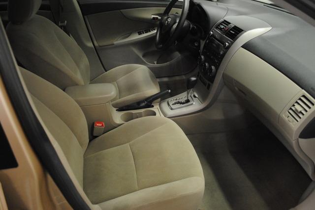 Toyota Corolla 2011 photo 11