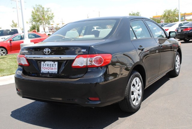 Toyota Corolla 2011 photo 3