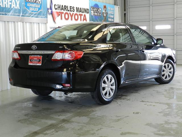 Toyota Corolla 2011 photo 3