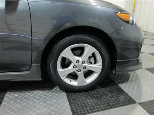 Toyota Corolla 2011 photo 13