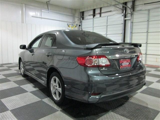 Toyota Corolla 2011 photo 14