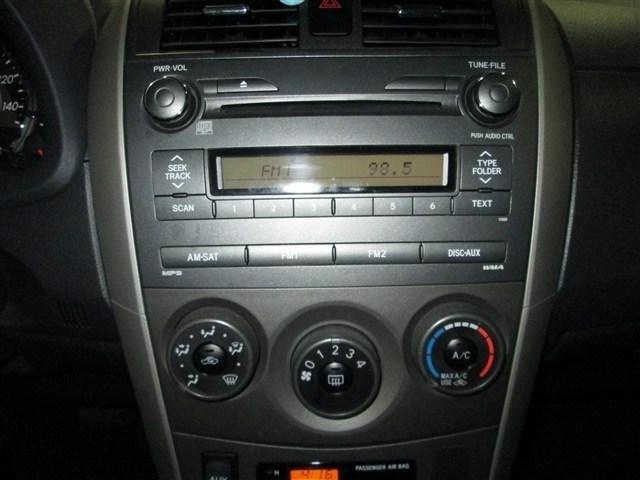 Toyota Corolla 2011 photo 18