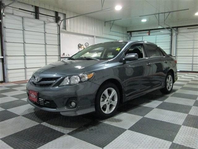 Toyota Corolla 2011 photo 22