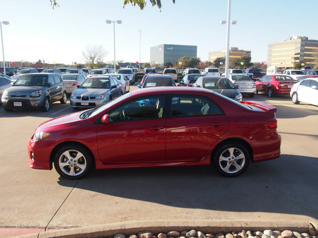 Toyota Corolla 2011 photo 3