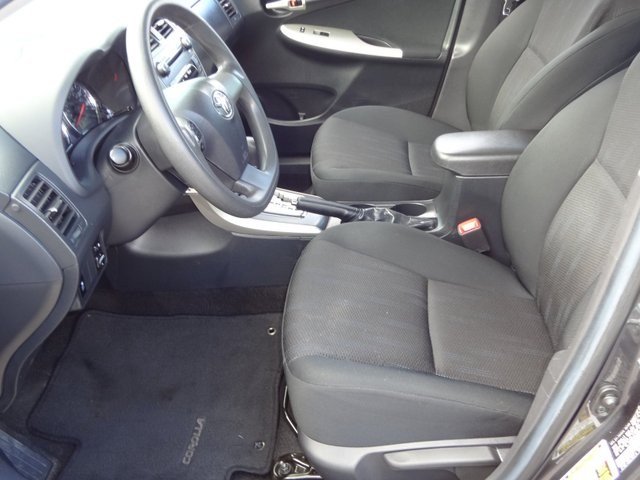 Toyota Corolla 2011 photo 2