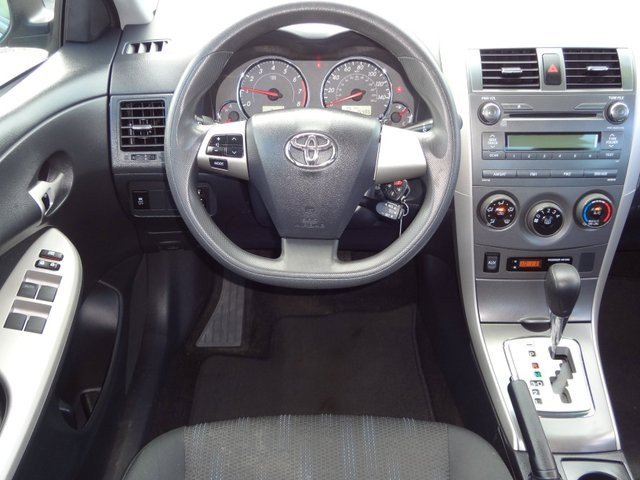 Toyota Corolla 2011 photo 4