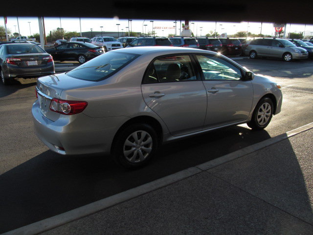 Toyota Corolla 2011 photo 3