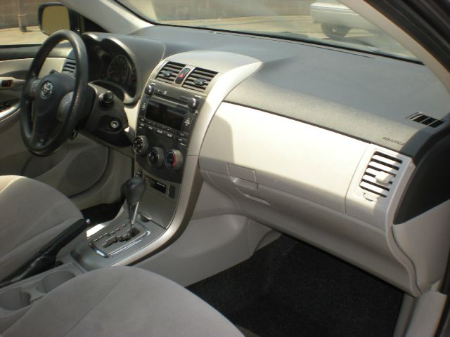 Toyota Corolla 2011 photo 2