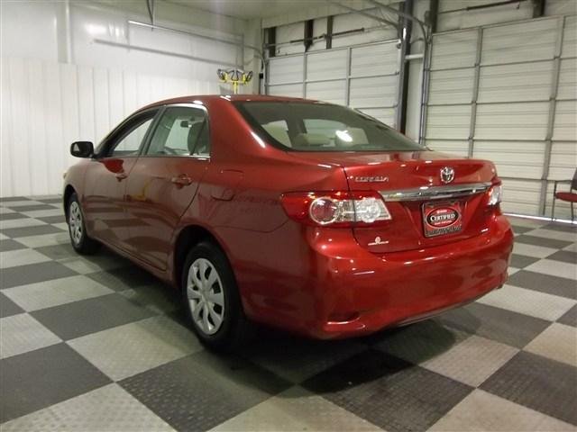 Toyota Corolla 2011 photo 4