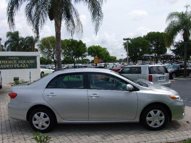 Toyota Corolla 2011 photo 2