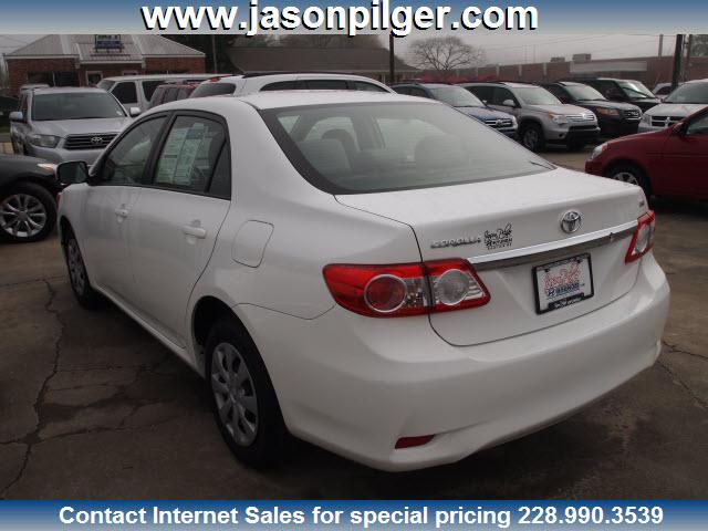 Toyota Corolla 2011 photo 4