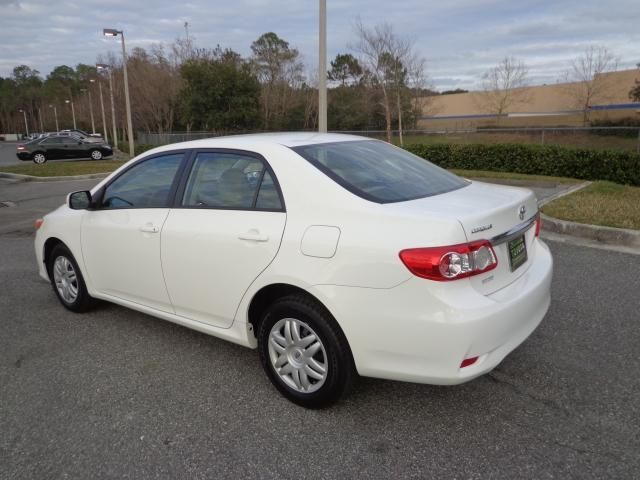 Toyota Corolla 2011 photo 2