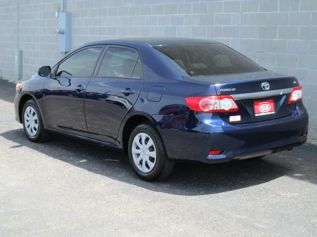 Toyota Corolla 2011 photo 2