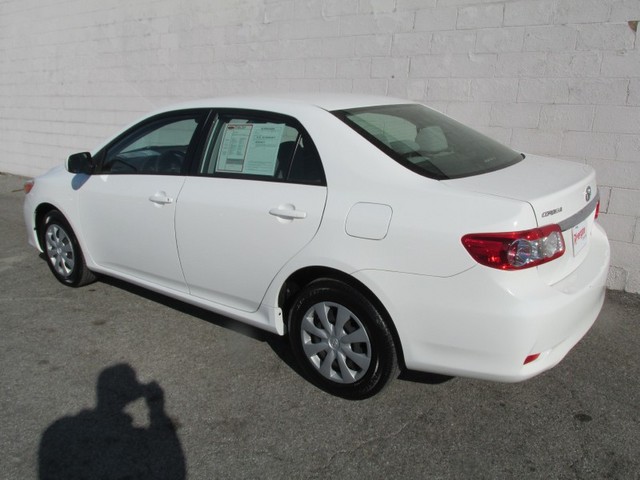 Toyota Corolla 2011 photo 2