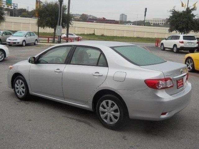Toyota Corolla 2011 photo 4