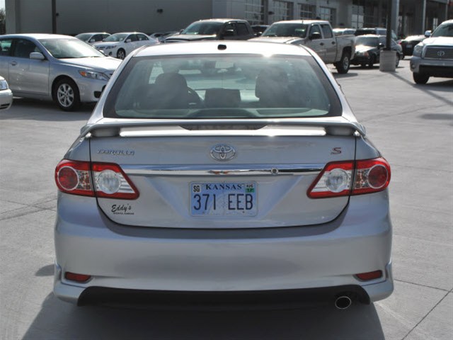 Toyota Corolla 2011 photo 5