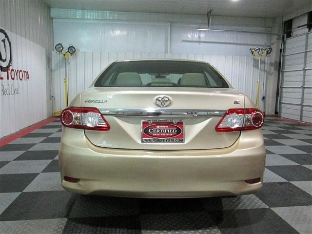 Toyota Corolla 2011 photo 5
