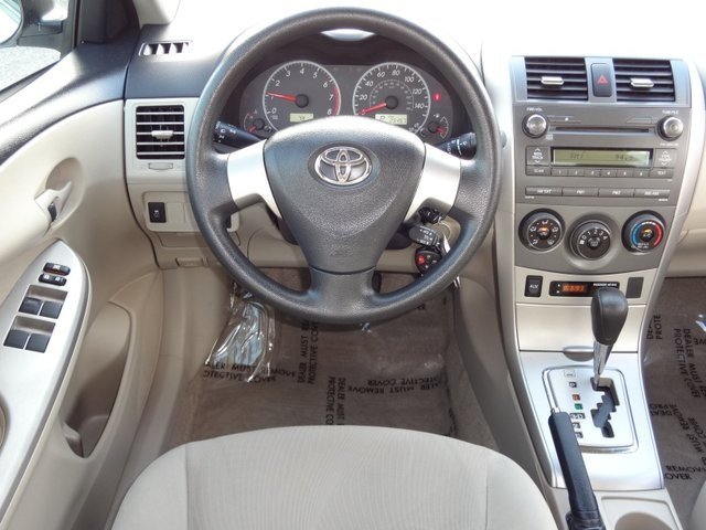 Toyota Corolla 2011 photo 4