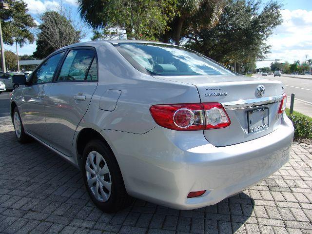 Toyota Corolla 2011 photo 4