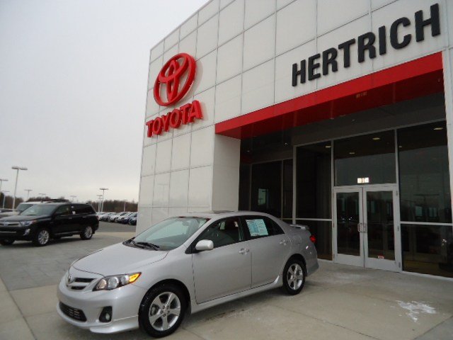 Toyota Corolla Supercab Flareside XL Unspecified