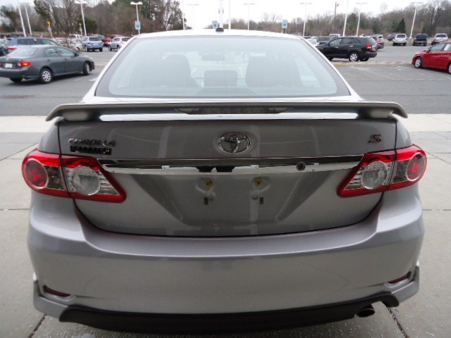 Toyota Corolla 2011 photo 4