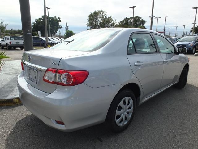 Toyota Corolla 2011 photo 3