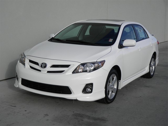 Toyota Corolla Supercab Flareside XL Unspecified