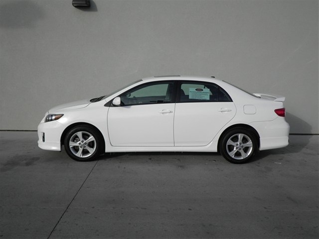 Toyota Corolla 2011 photo 3