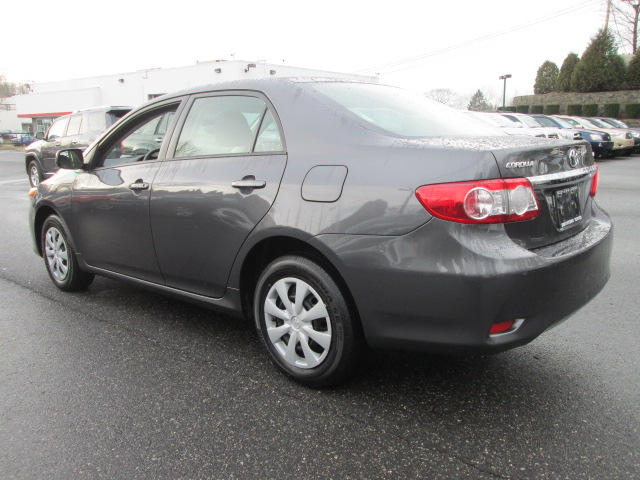 Toyota Corolla 2011 photo 2