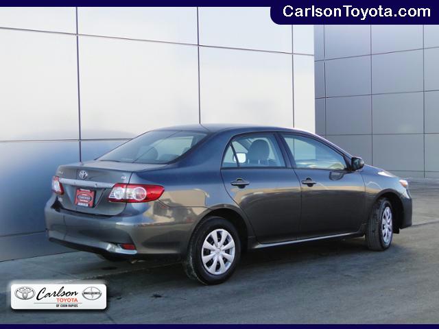 Toyota Corolla 2011 photo 2