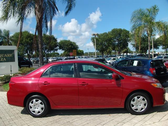 Toyota Corolla 2011 photo 2