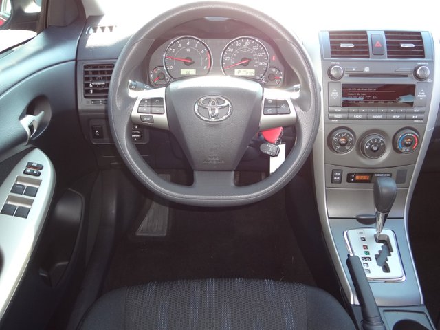 Toyota Corolla 2011 photo 4