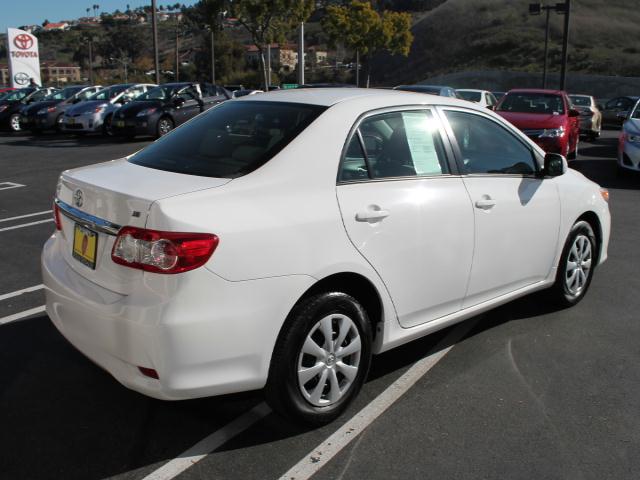 Toyota Corolla 2011 photo 3