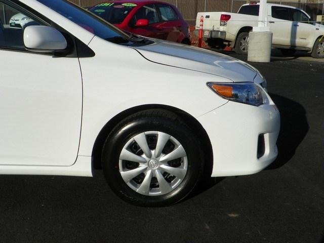 Toyota Corolla 2011 photo 2