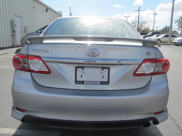Toyota Corolla 2011 photo 5