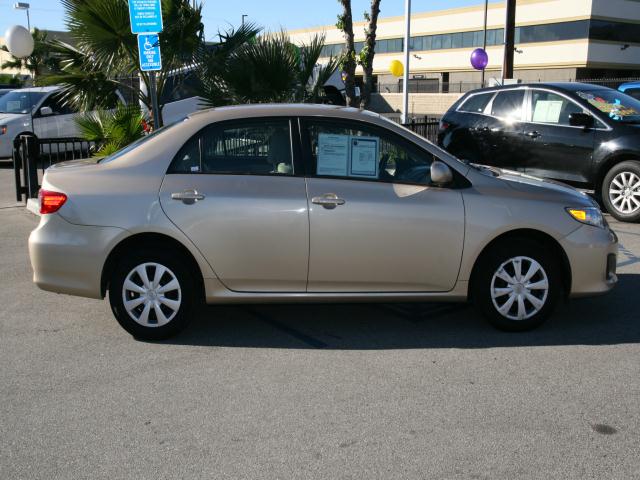 Toyota Corolla 2011 photo 1