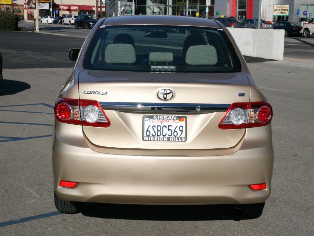 Toyota Corolla 2011 photo 3
